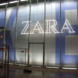 Leuchtreklame Zara