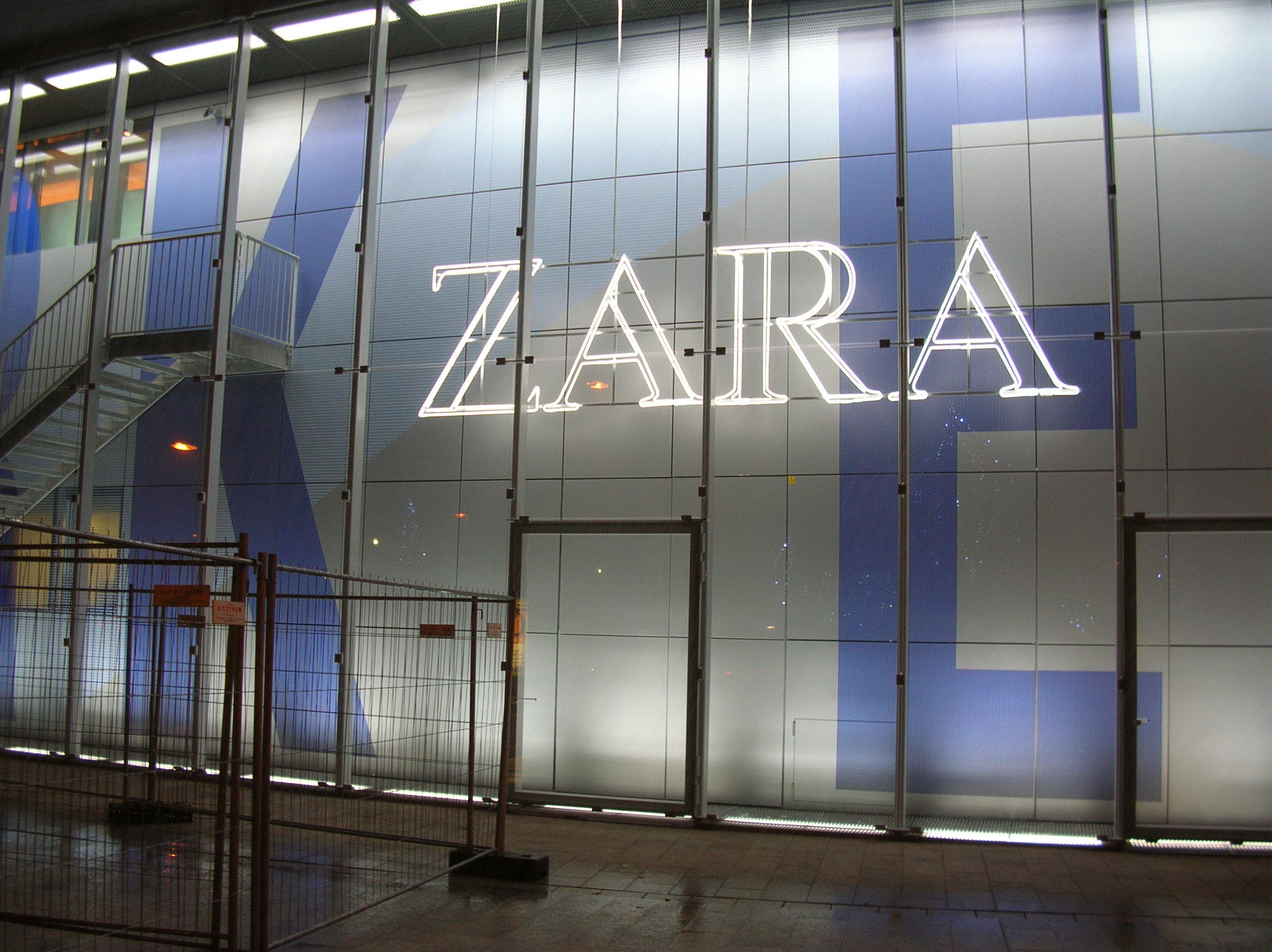 Leuchtreklame Zara