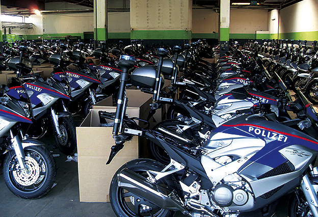 Polizei Motorräder Beschriftung