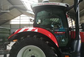 Traktorbeklebung Bauhof Seekirchen reflektierend